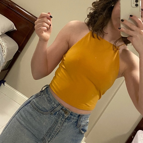 Forever 21 halter style mustard cropped tank - Picture 2 of 3